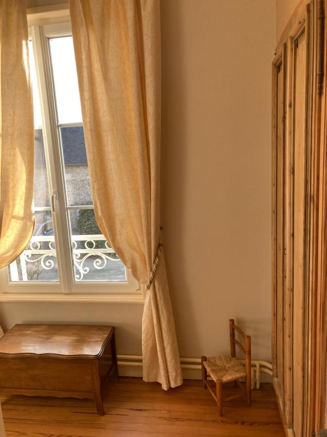 Les Chambres D'Omaha Beach Etablissement Avec Deux Chambres D'Hotes, Petit-Dejeuner Compris Fait-Maison Et Produits Locaux 비에르빌레-쉬르-메르 외부 사진
