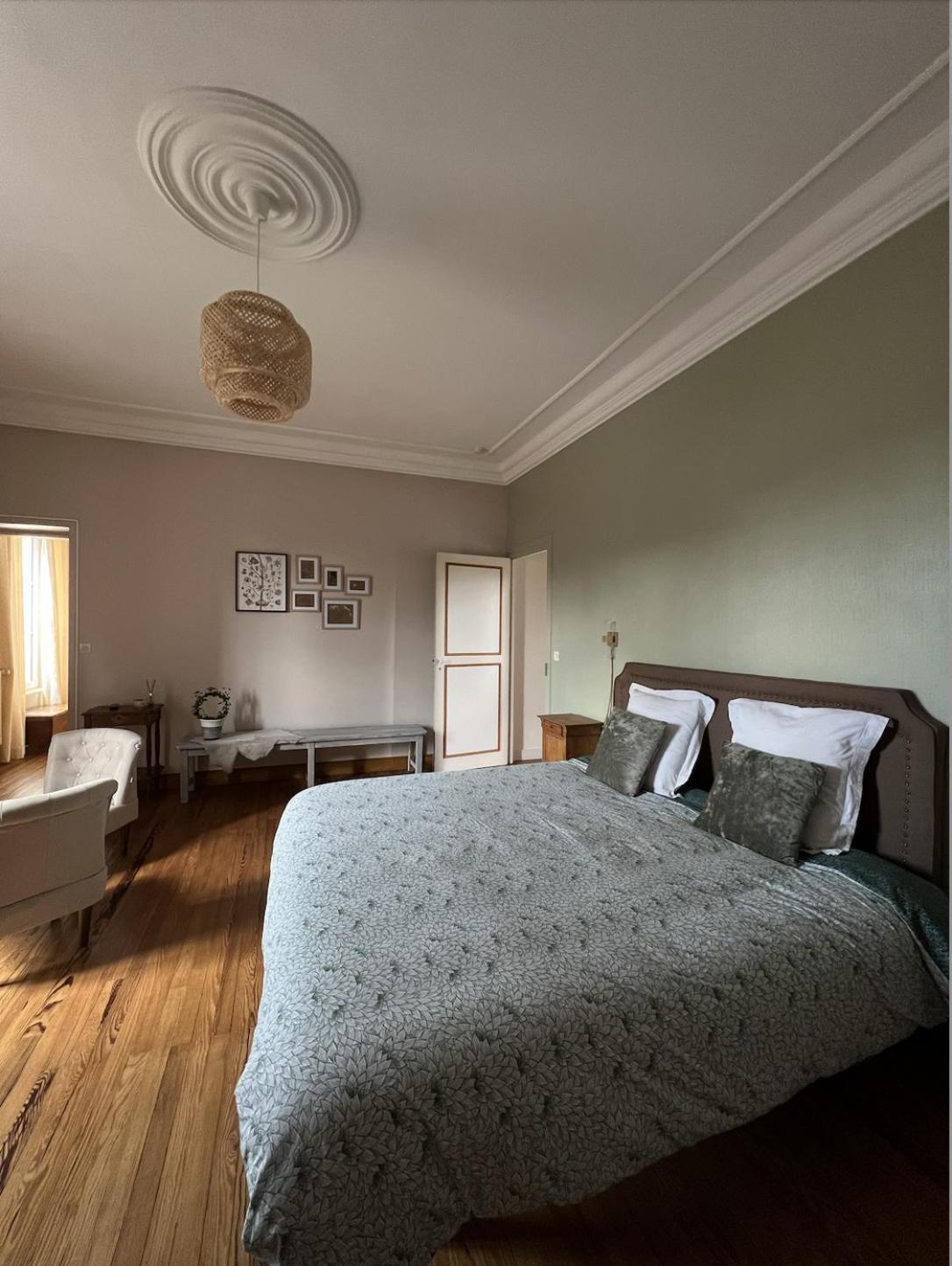 Les Chambres D'Omaha Beach Etablissement Avec Deux Chambres D'Hotes, Petit-Dejeuner Compris Fait-Maison Et Produits Locaux 비에르빌레-쉬르-메르 외부 사진